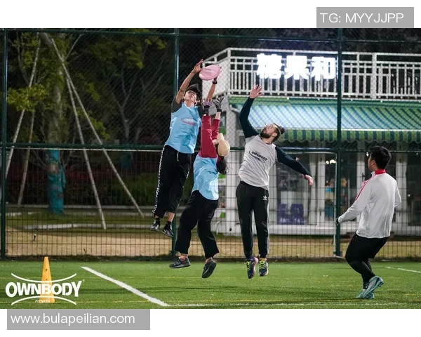 杭州飞盘队个人能力引发热议球员表现与团队配合的争论